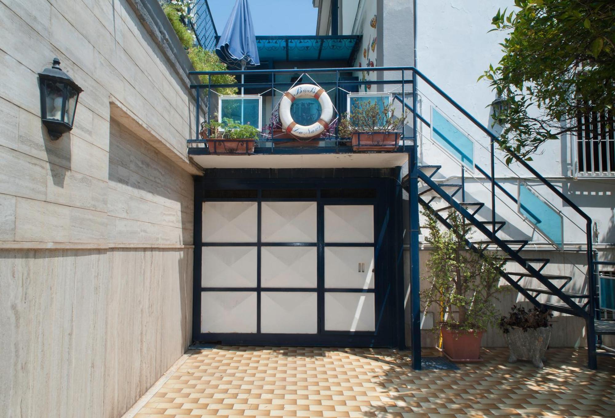 B&B La Nave Napoli Phòng bức ảnh